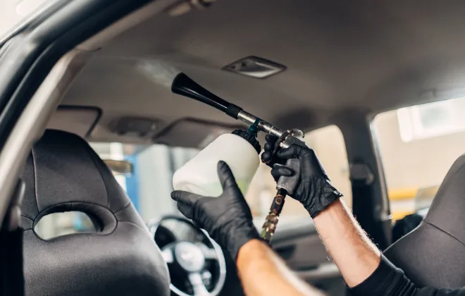 車内洗浄の清掃