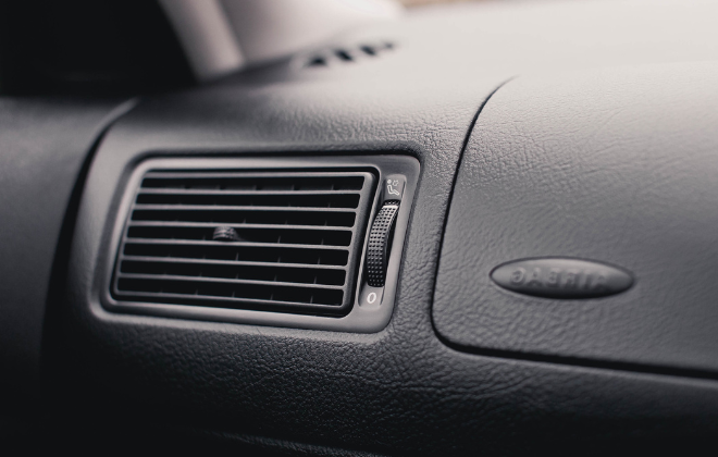 カーエアコンのイメージ写真