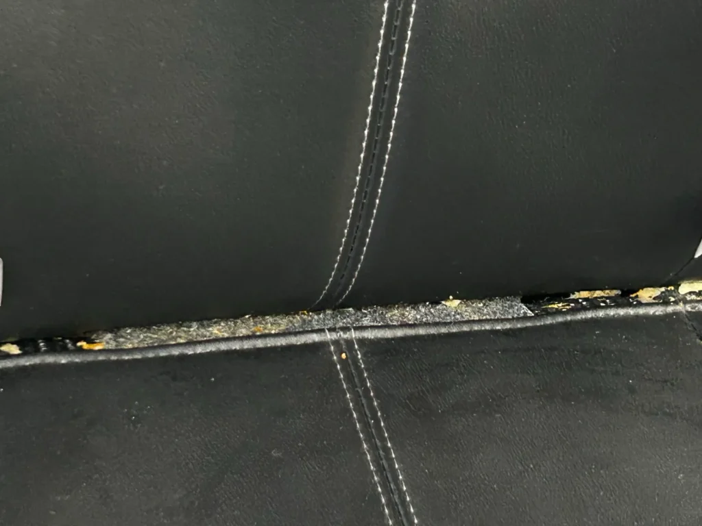 ヴォクシー清掃前２