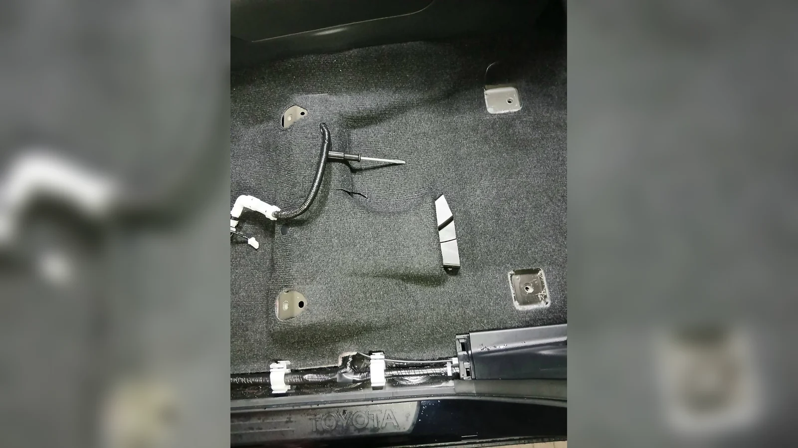 カーミット様お取り置き中 aichi-kasugai-hilux-vomit-