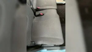 清掃後のワゴンR前席まわり